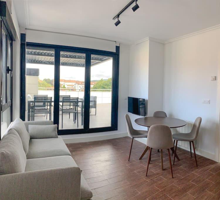 Апартаменты Atico Con Esplendida Terraza Комильяс Экстерьер фото